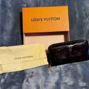 Authentic Louis Vuitton Amarante Monogram Vernis Leather Long Zippy Wallet